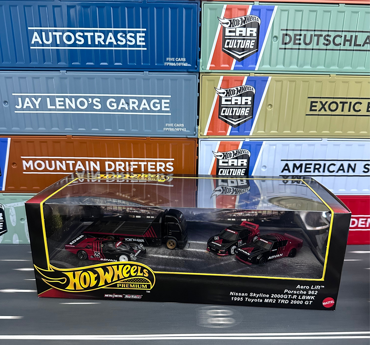 Hot Wheels 2025 Premium Advan Diorama Box Set