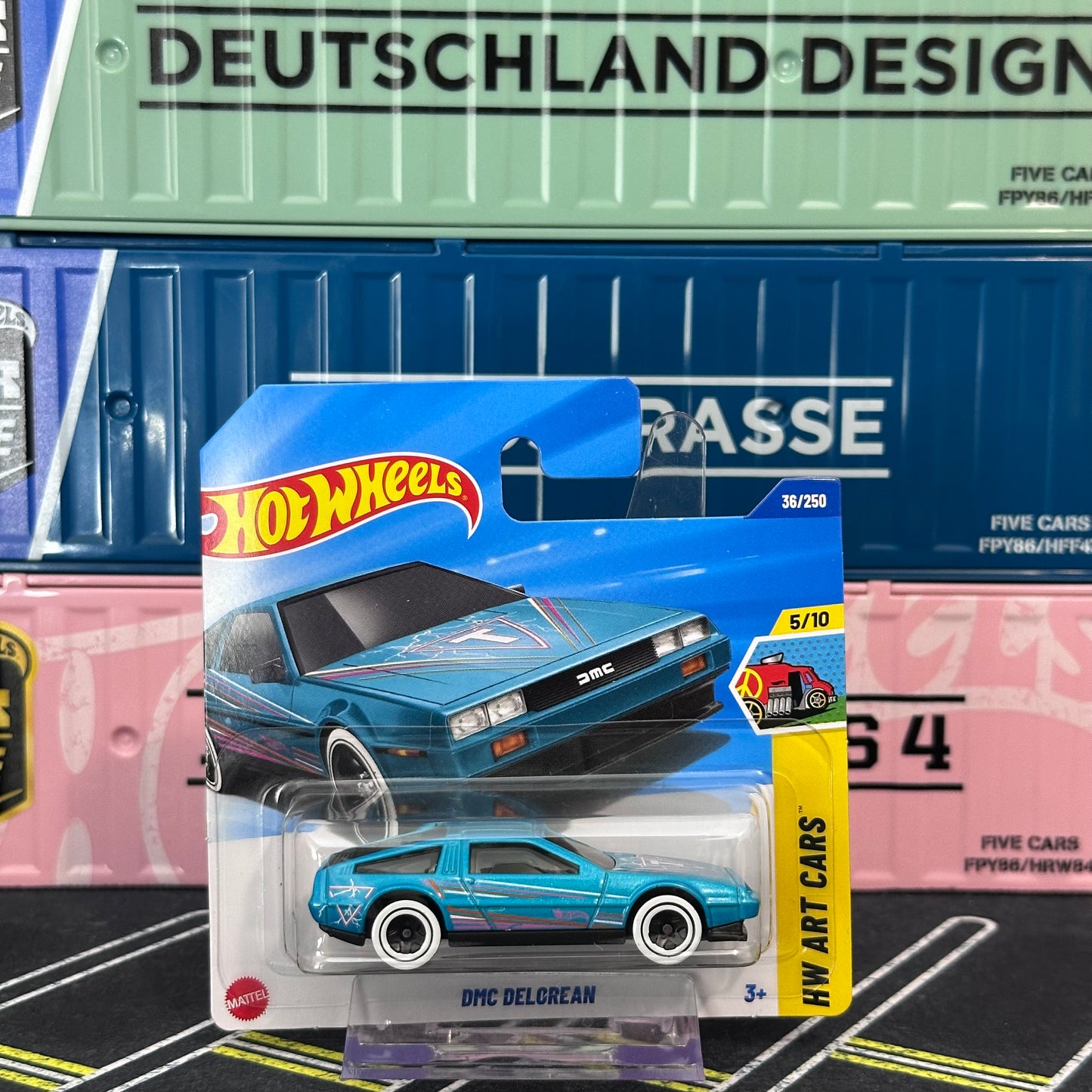 Hot Wheels 2025 DMC Delorean Mainline 36/250