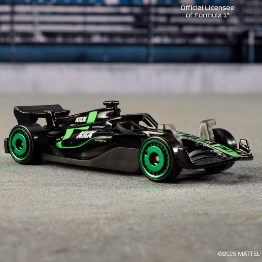 Hot Wheels 5 Car pack Team KICK SAUBER