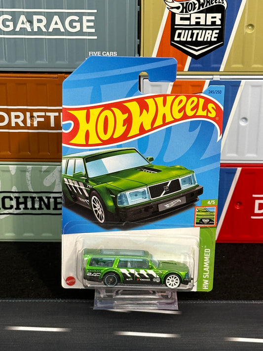 Hot Wheels Volvo 240 Dift Wagon STH Super Treasure Hunt 2023