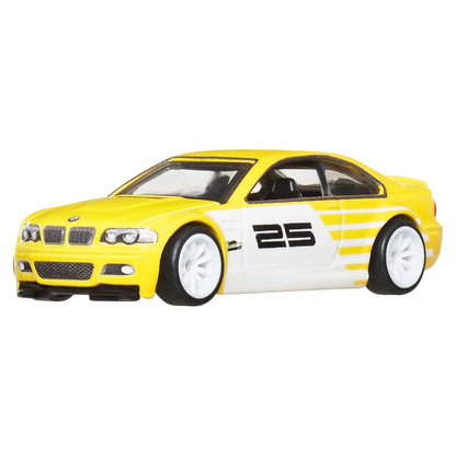 Hot Wheels 2025 Car Culture Legends Tour BMW M4Team Transport