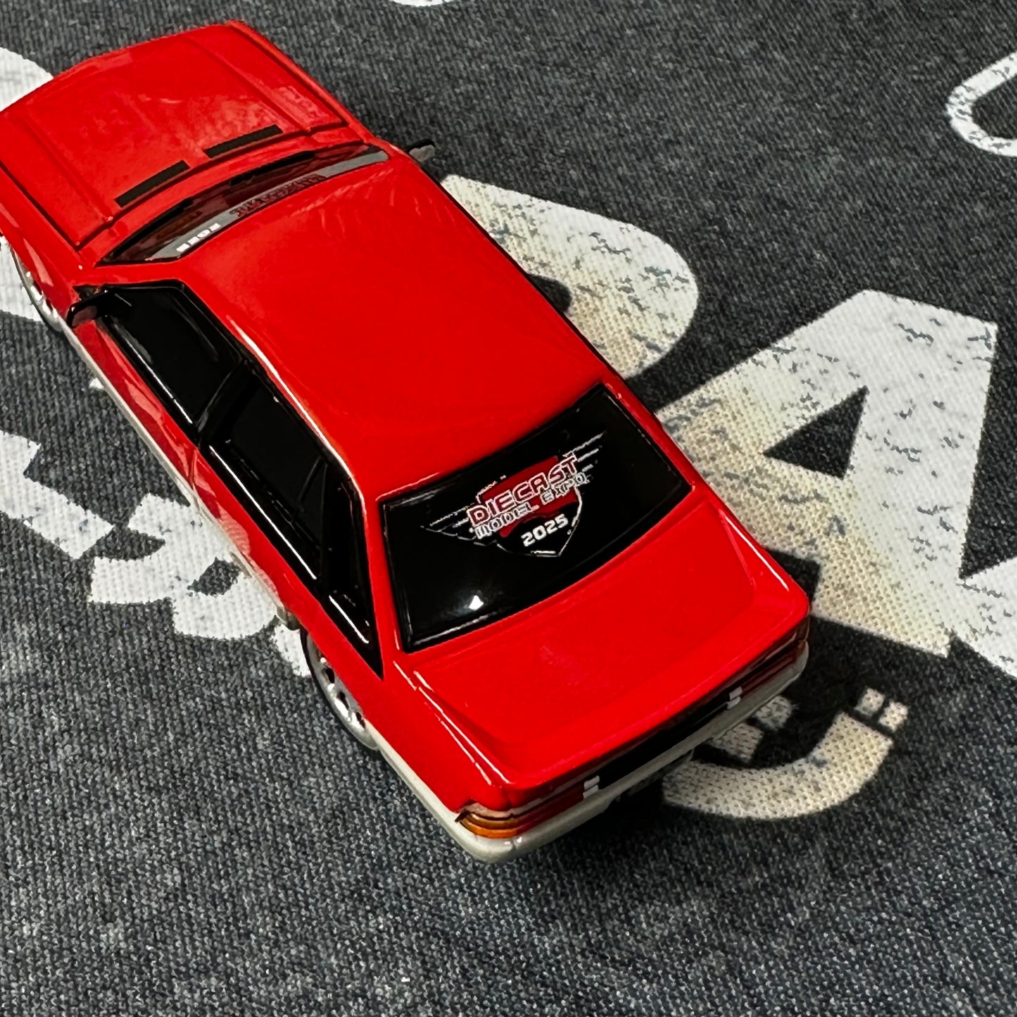 *LOOSE* OZ Wheels 2025 Diecast Model Expo 1985 Holden VK Commodore Redbellies