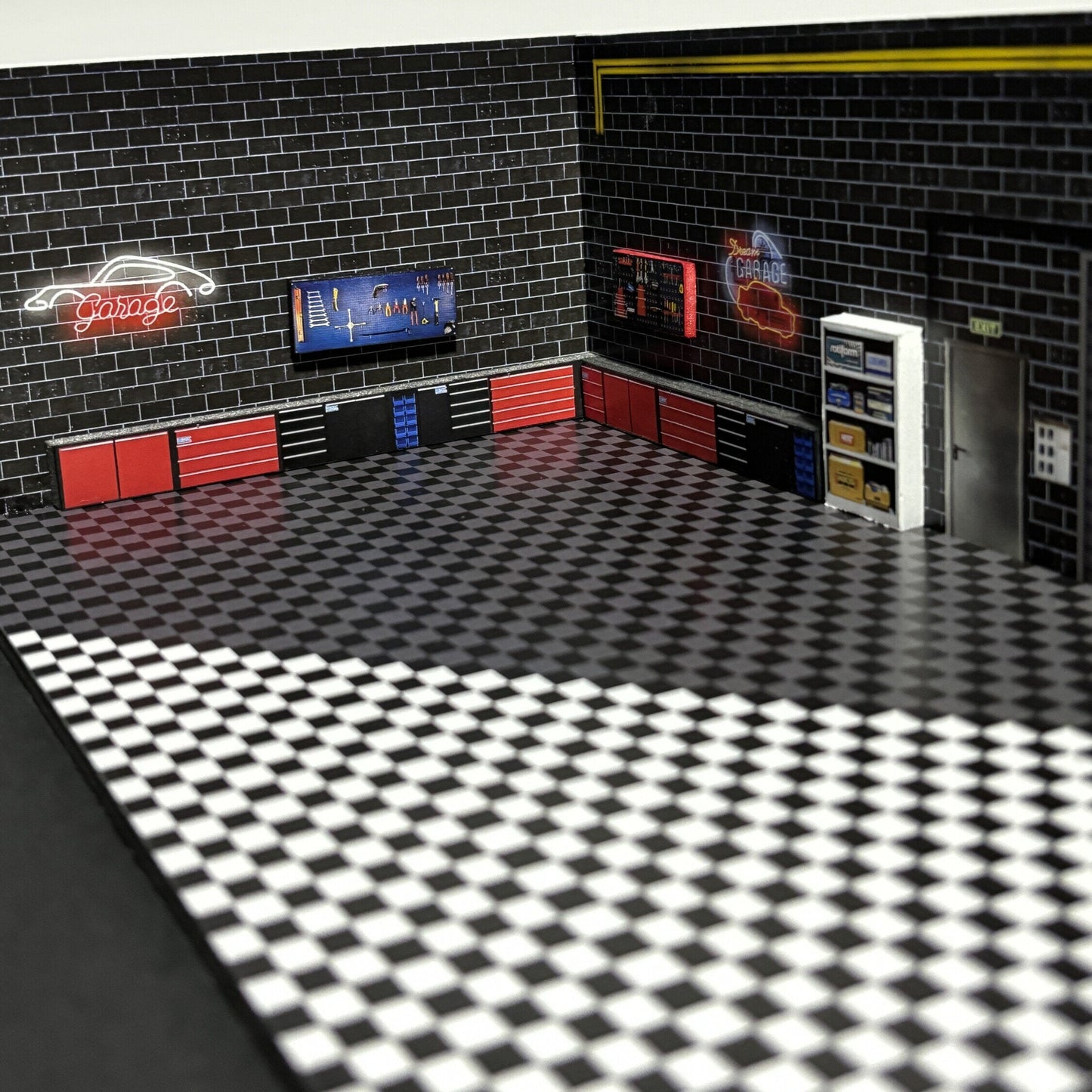 Mr Dioramas Dream Garage Workshop 1:64 Diorama Scene - AUSSIE diecast