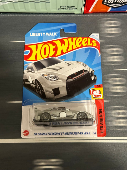 Hot Wheels 2024 LB-Silhouette Works GT Nissan 35GT-RR VER.2 Mainline 242/250