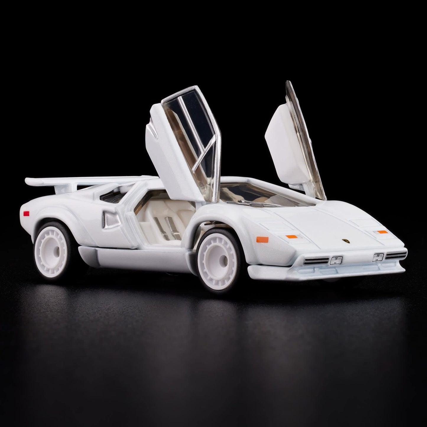 Hot Wheels 2025 RLC Exclusive 1982 Lamborghini Countach LP 500 S